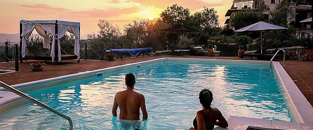 Relax d’estate: le strutture con piscina